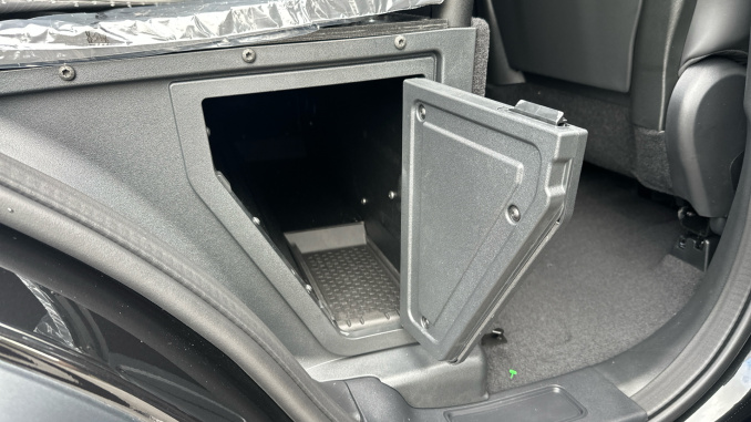 Land Rover Discovery Diesel 3.0 D350 Dynamic HSE Commercial Auto - Image 22
